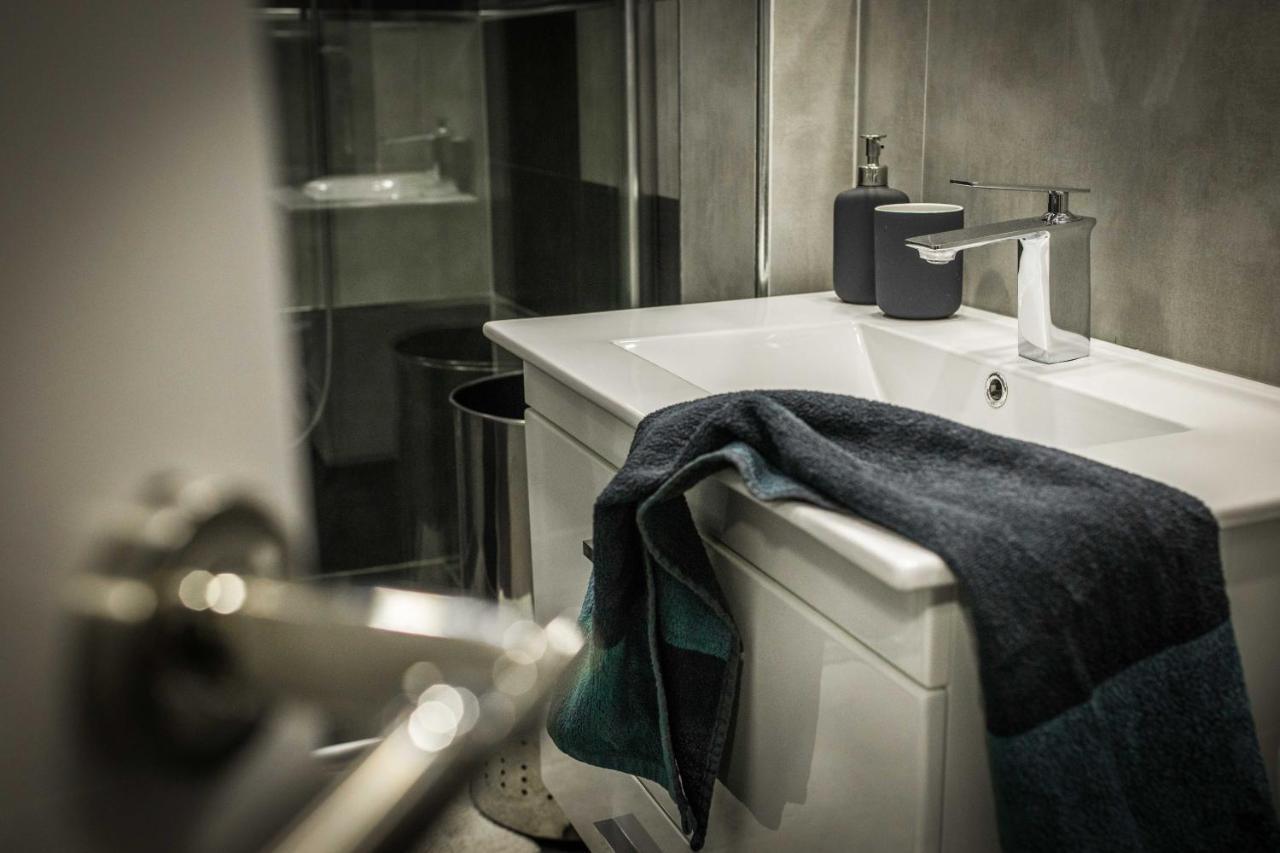 Apartman Simic - Stan Na Dan Bogatić エクステリア 写真